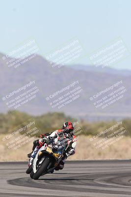 media/Dec-04-2025-Racers Edge (Thu) [[5ebc9f124d]]/3-B Group/2-Session 1 (Turn 4 Entry)/